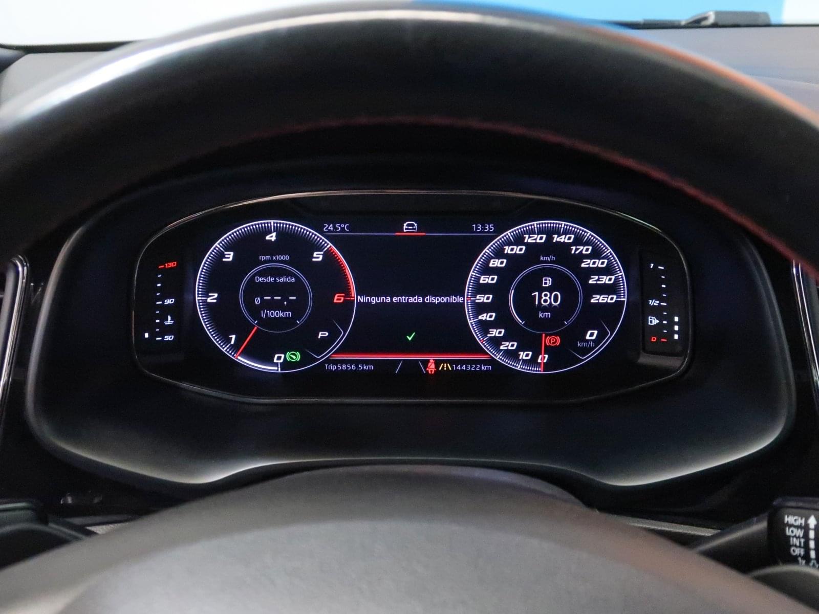 SEAT LEÓN FR 2.0 TDI DSG-7 S&S 150CV 33 