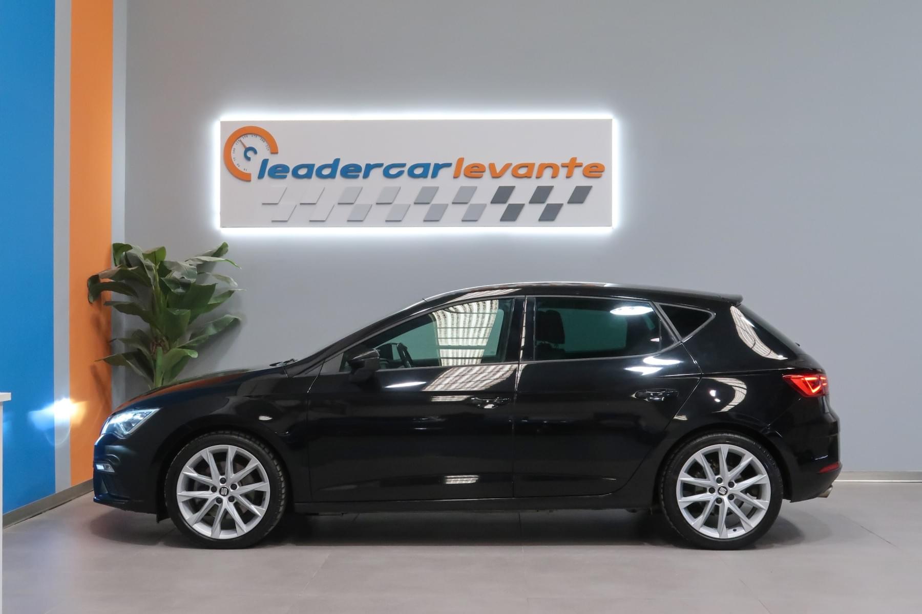 SEAT LEÓN FR 2.0 TDI DSG-7 S&S 150CV 10 