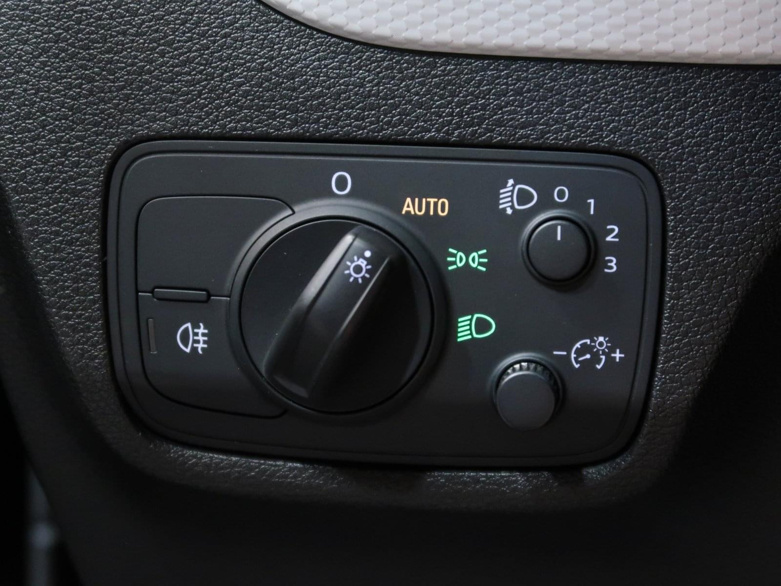 AUDI Q2 30 TDI 115CV DESIGN 29 