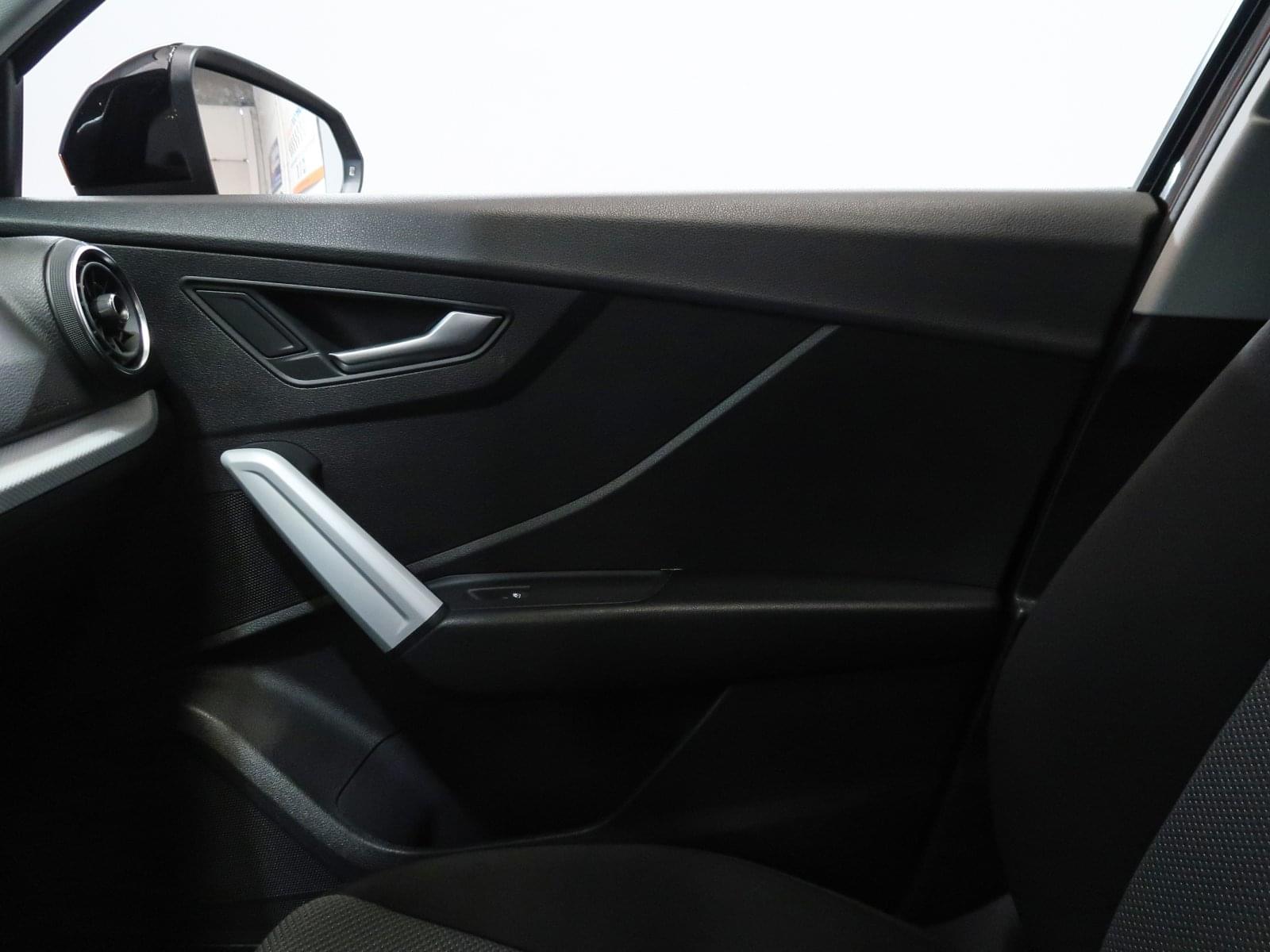 AUDI Q2 30 TDI 115CV DESIGN 33 
