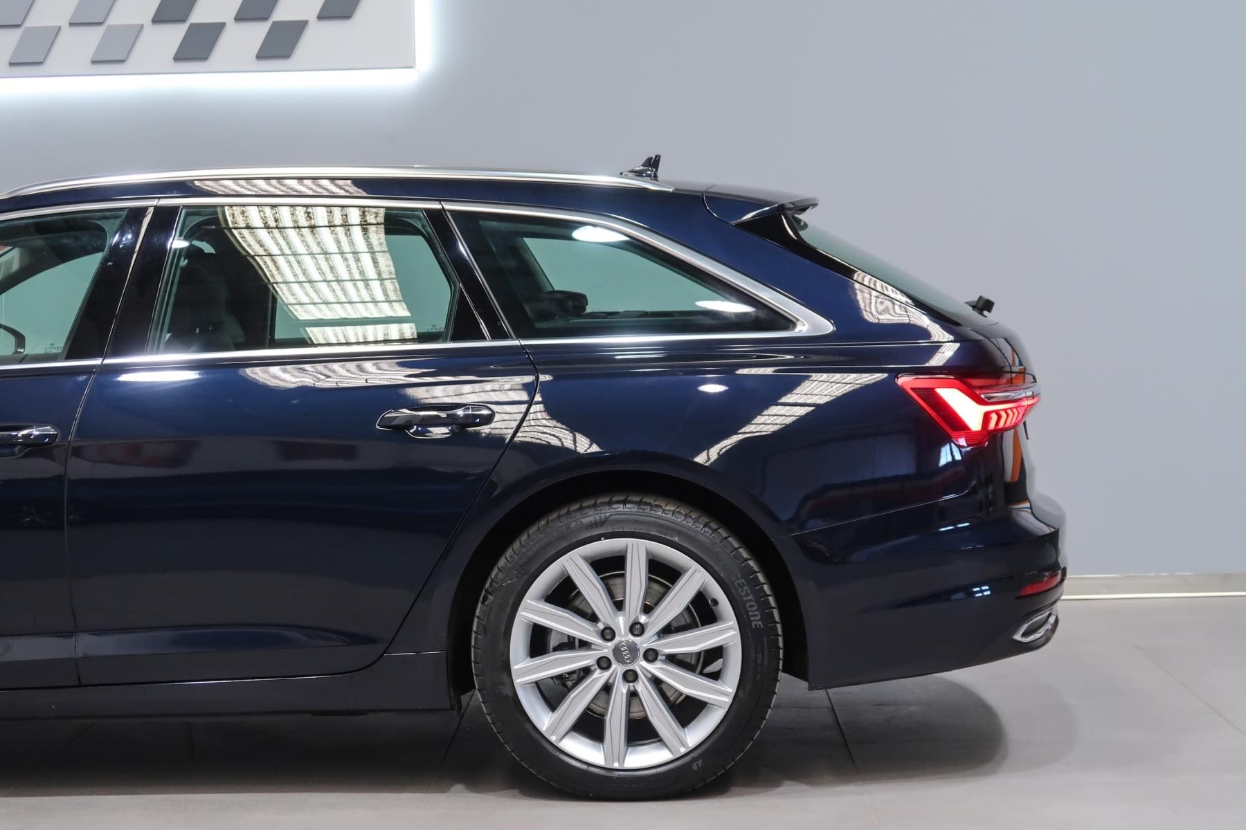 AUDI A6 AVANT DESIGN 50  TDI 286CV 11 