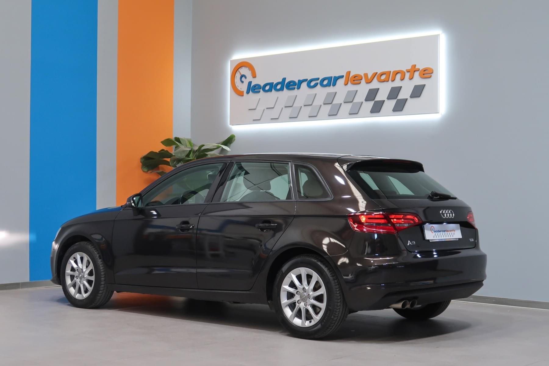 AUDI A3 2.0 TDI  SPORTBACK CLEAN S TRONIC 150CV 11 