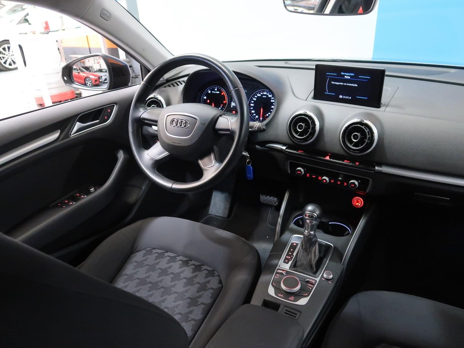 AUDI A3 2.0 TDI  SPORTBACK CLEAN S TRONIC 150CV 26 