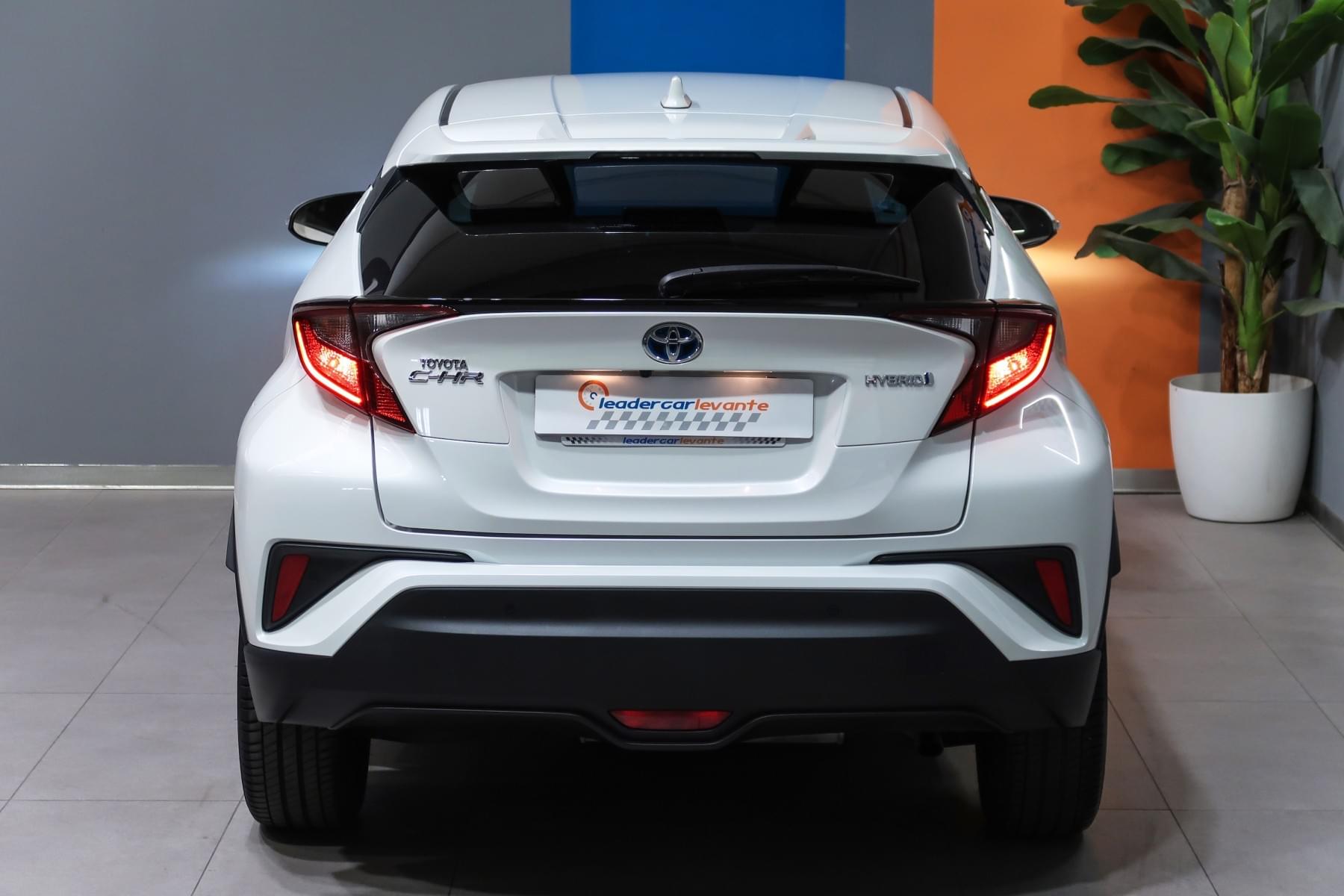 TOYOTA CHR 1.8 125H ADVANCE 122CV 11 