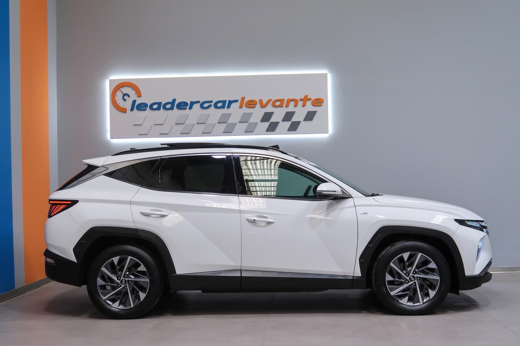 HYUNDAI TUCSON 1.6 TGDI 150CV TENO SKY 4 