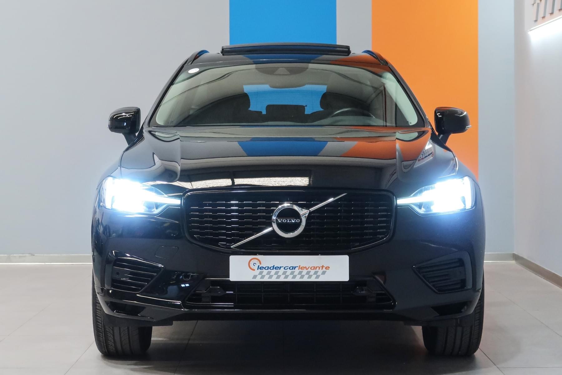 VOLVO XC60 2.0 T6 AWD RECHARGE R-DESIGN EXP AUTO 3 
