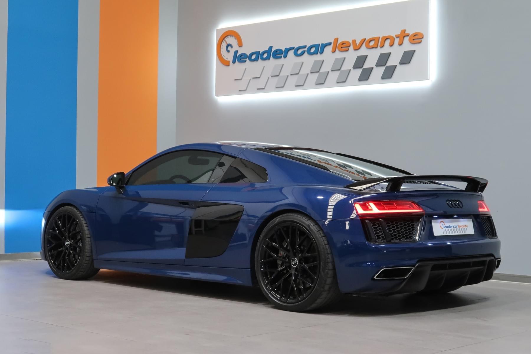 AUDI R8 5.2 V10 FSI QUATTRO STRONIC 15 