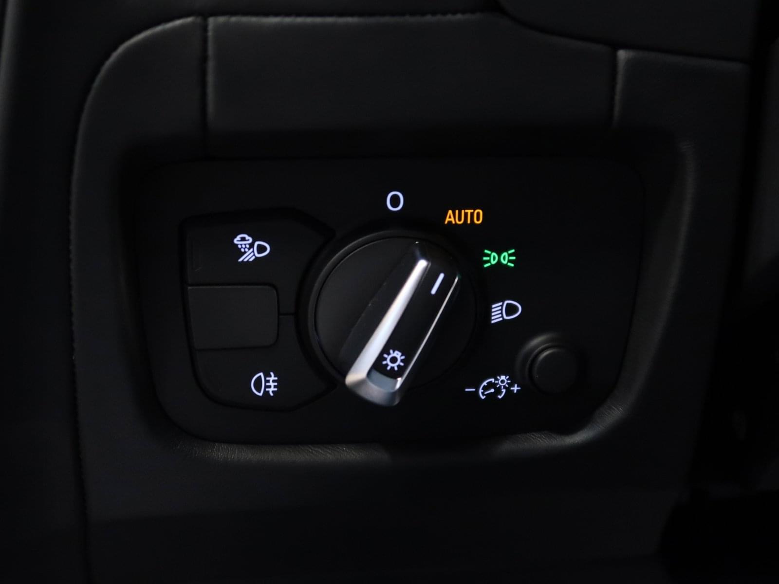 AUDI R8 5.2 V10 FSI QUATTRO STRONIC 37 