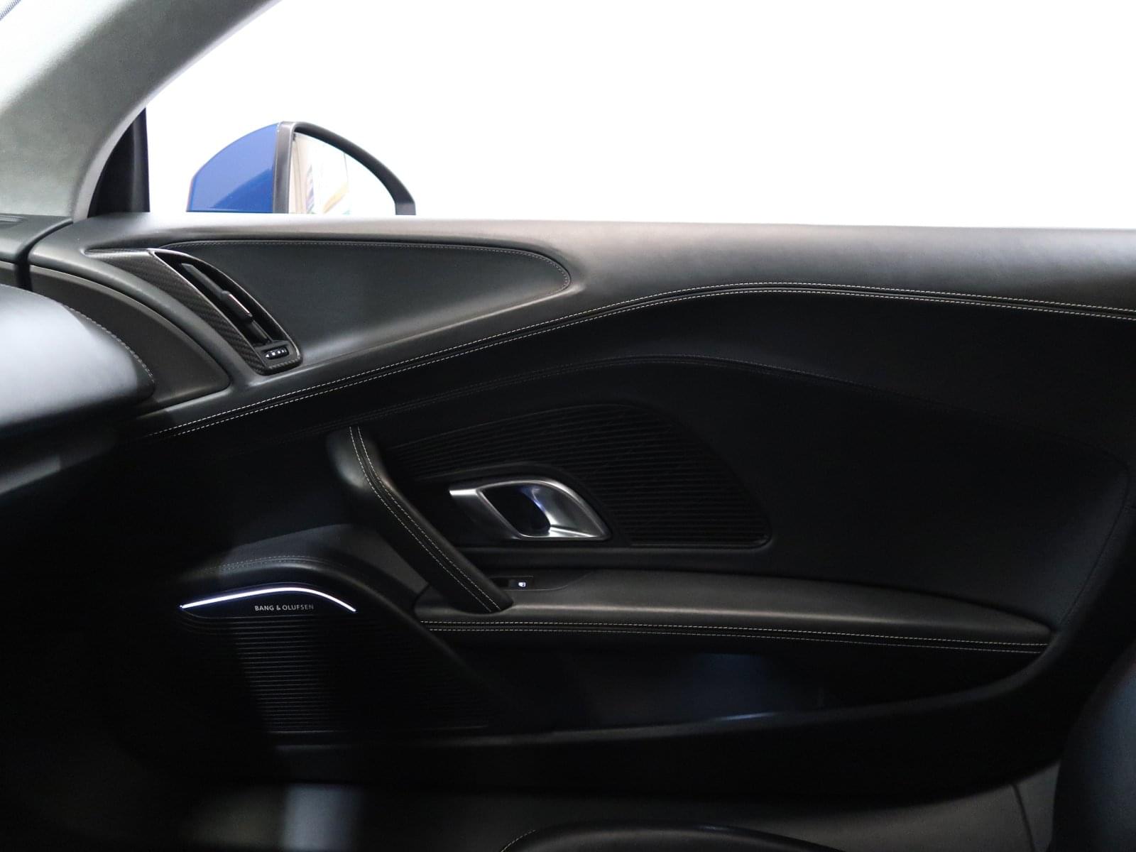 AUDI R8 5.2 V10 FSI QUATTRO STRONIC 43 