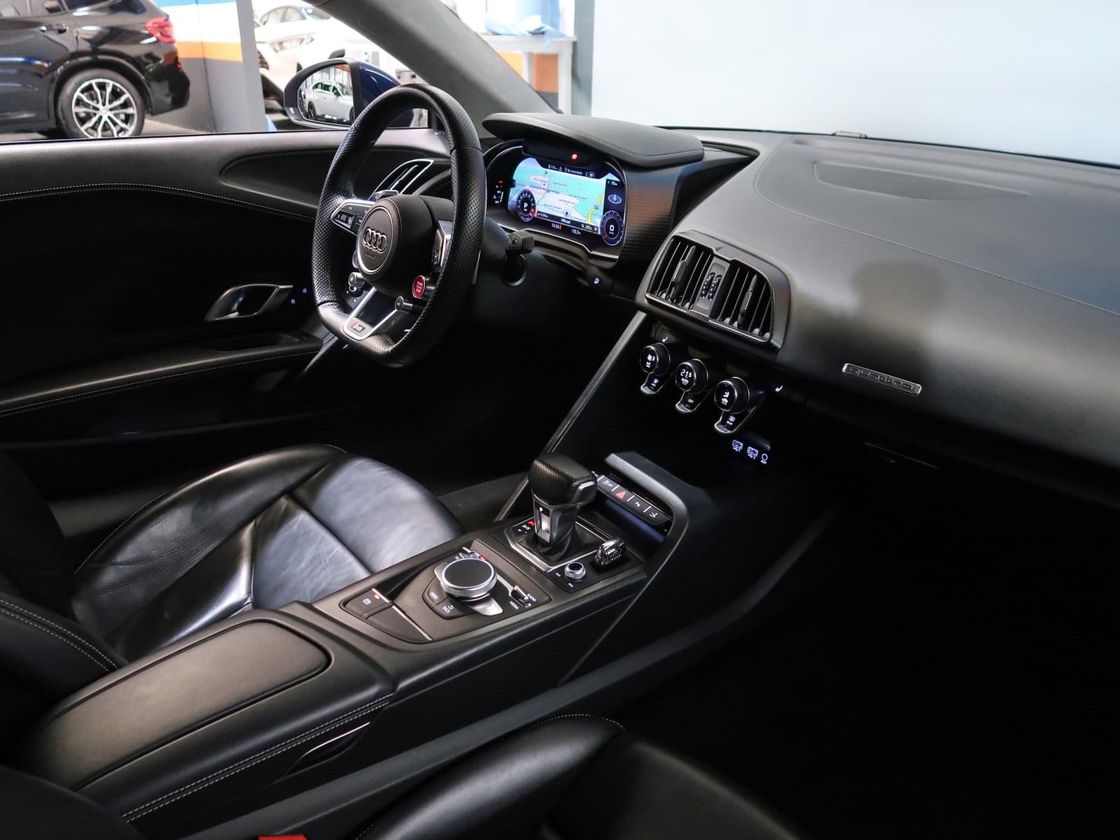AUDI R8 5.2 V10 FSI QUATTRO STRONIC 36 