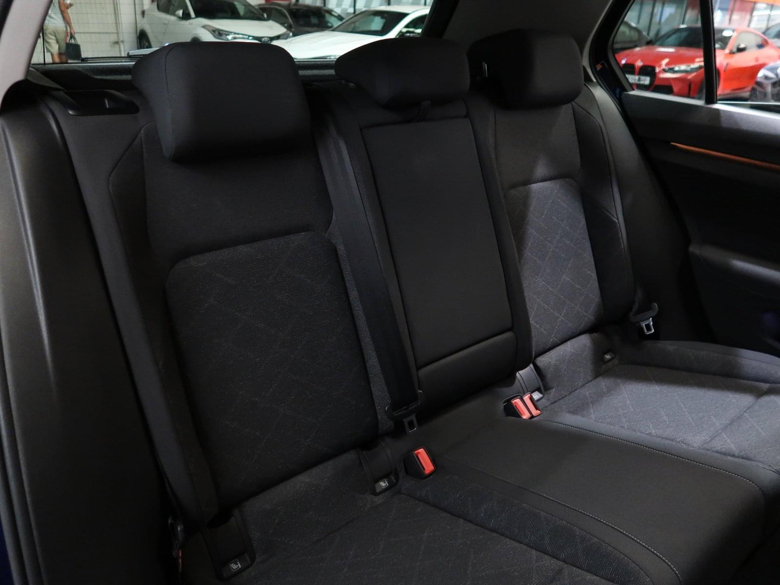 VOLKSWAGEN GOLF LIFE 1.0 ETSI 110CV DSG 22 