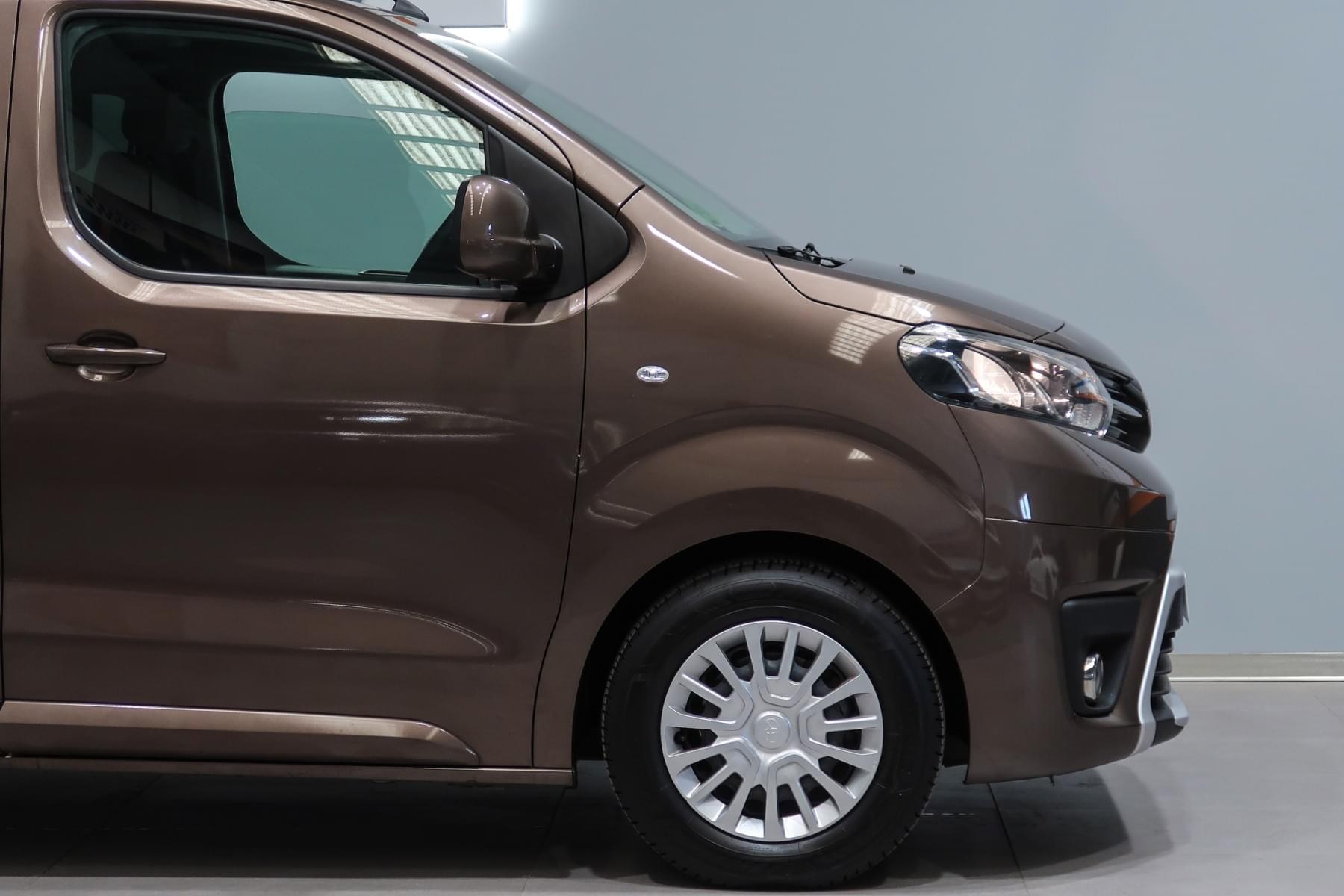 TOYOTA PROACE VERSO 2.0D 150CV SHUTTLE + PACK ACTIVE L 6 