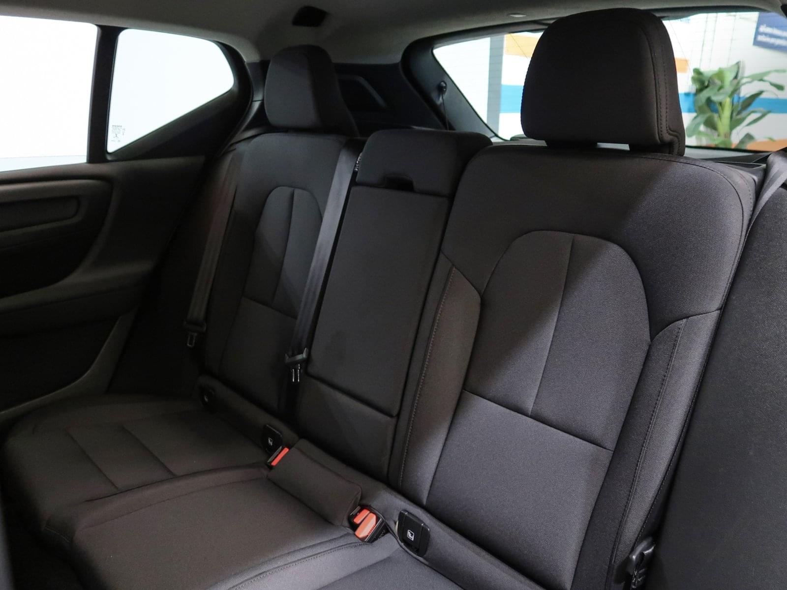 VOLVO XC40 T4 TWIN RECHARGE R DESIGN 211CV 21 