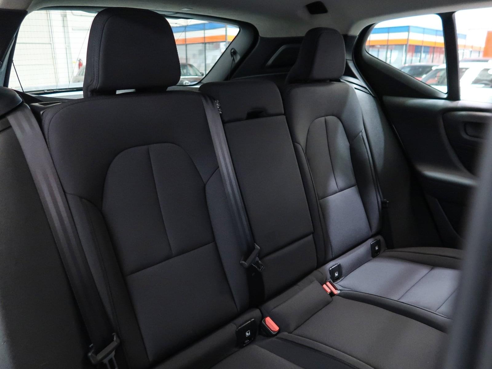 VOLVO XC40 T4 TWIN RECHARGE R DESIGN 211CV 26 