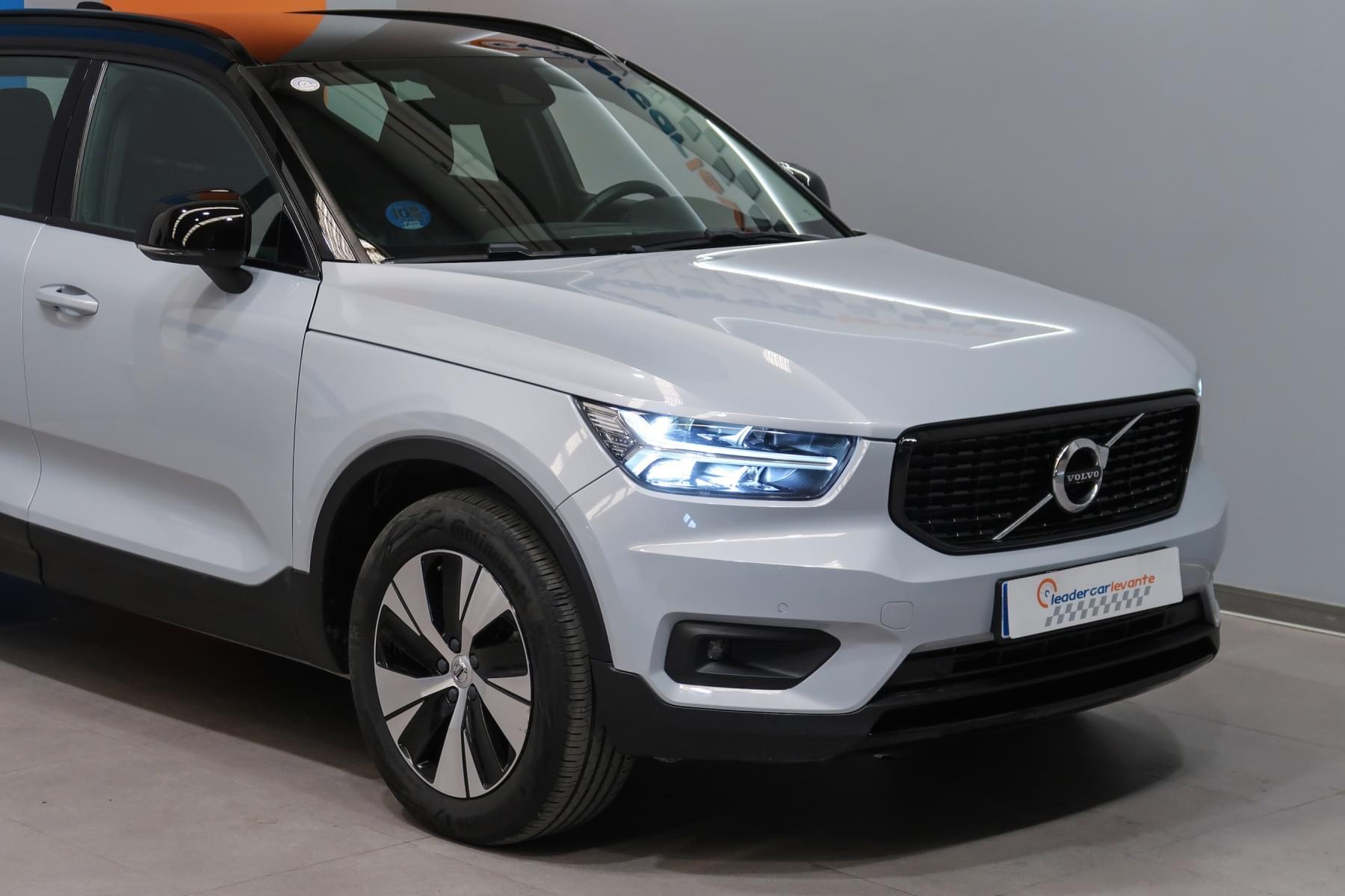 VOLVO XC40 T4 TWIN RECHARGE R DESIGN 211CV 7 