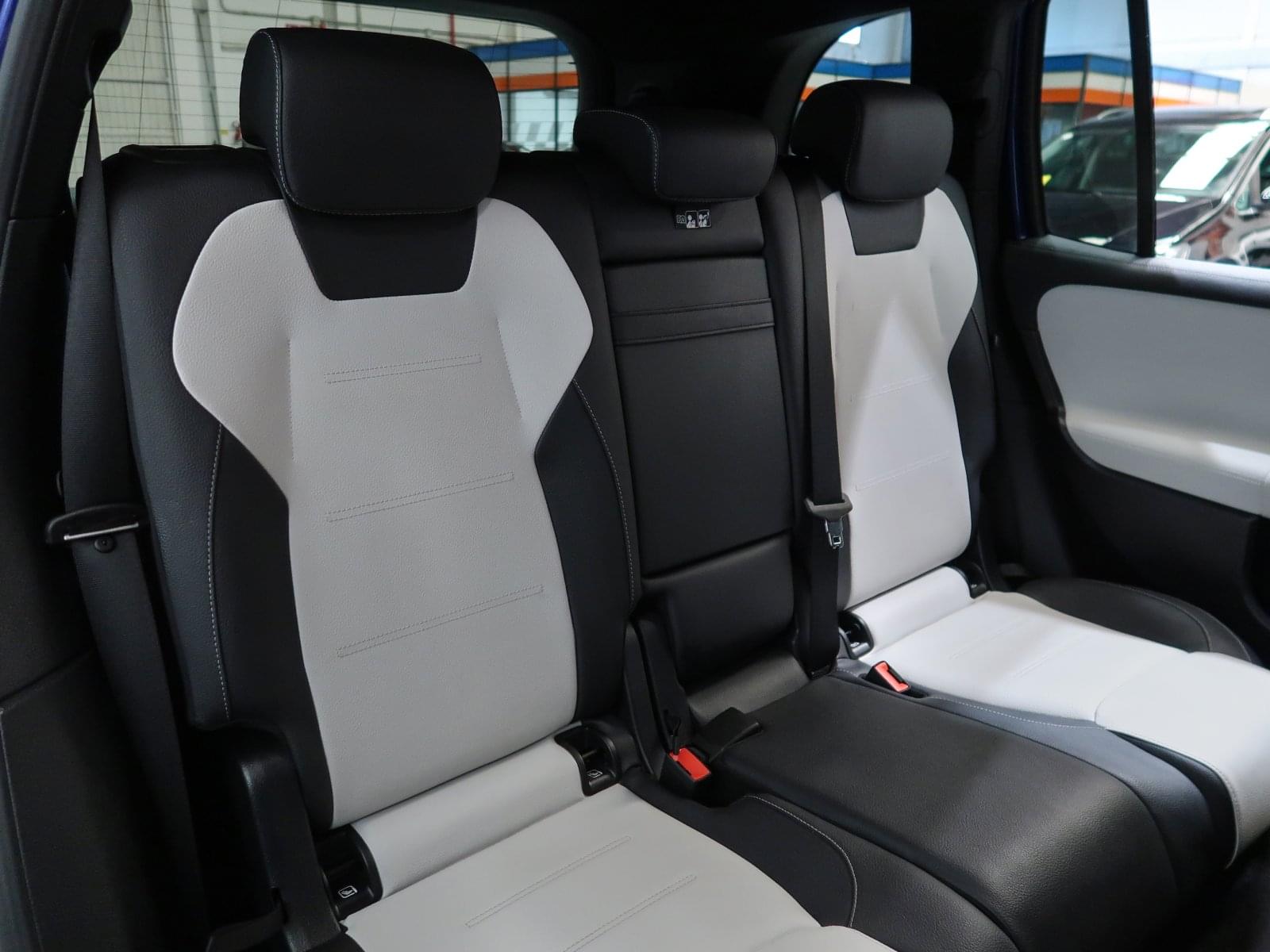 MERCEDES-BENZ GLB 200 D DCT 150CV AMG LINE 27 