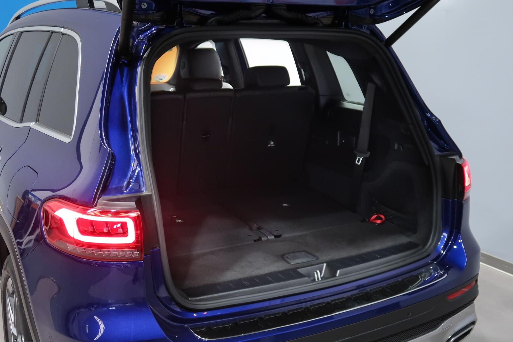 MERCEDES-BENZ GLB 200 D DCT 150CV AMG LINE 17 