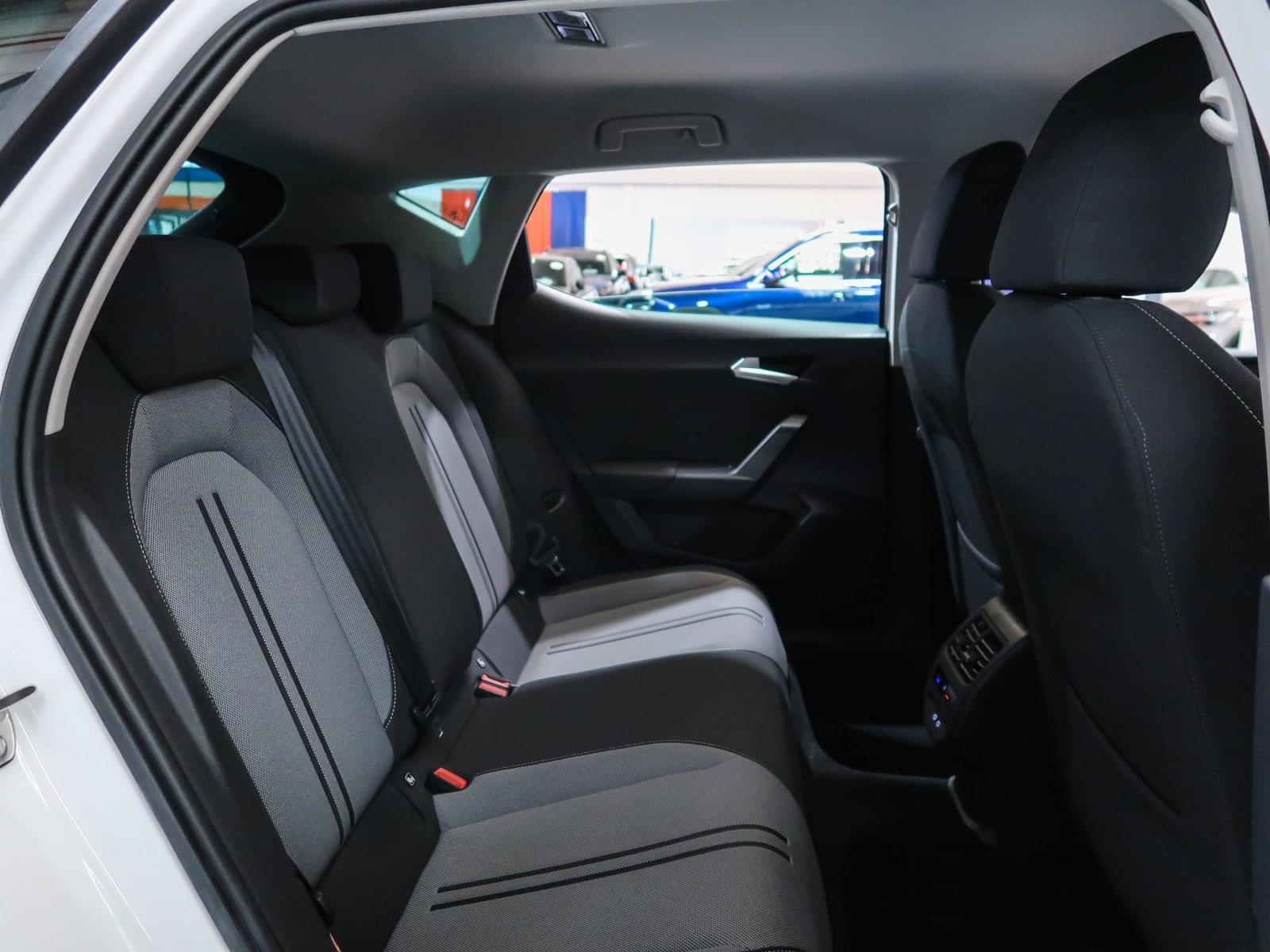 SEAT LEÓN 2.0 TDI STYLE 116CV 21 