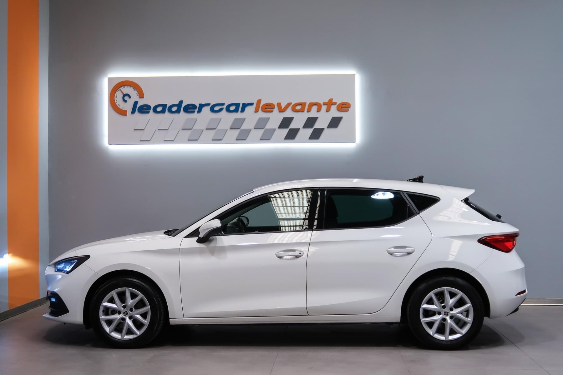 SEAT LEÓN 2.0 TDI STYLE 116CV 9 