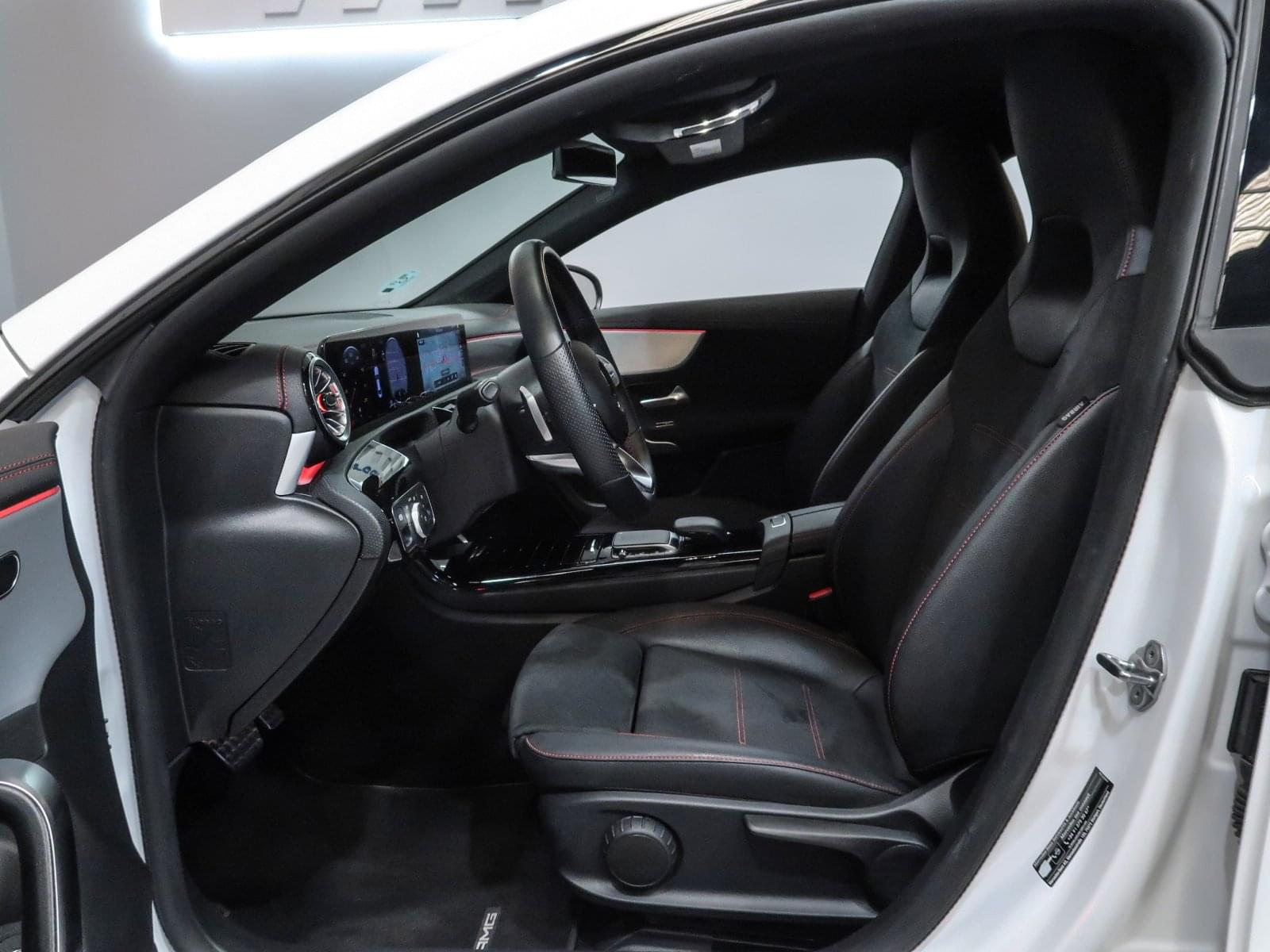 MERCEDES-BENZ CLA 180 AMG LINE 136CV 19 