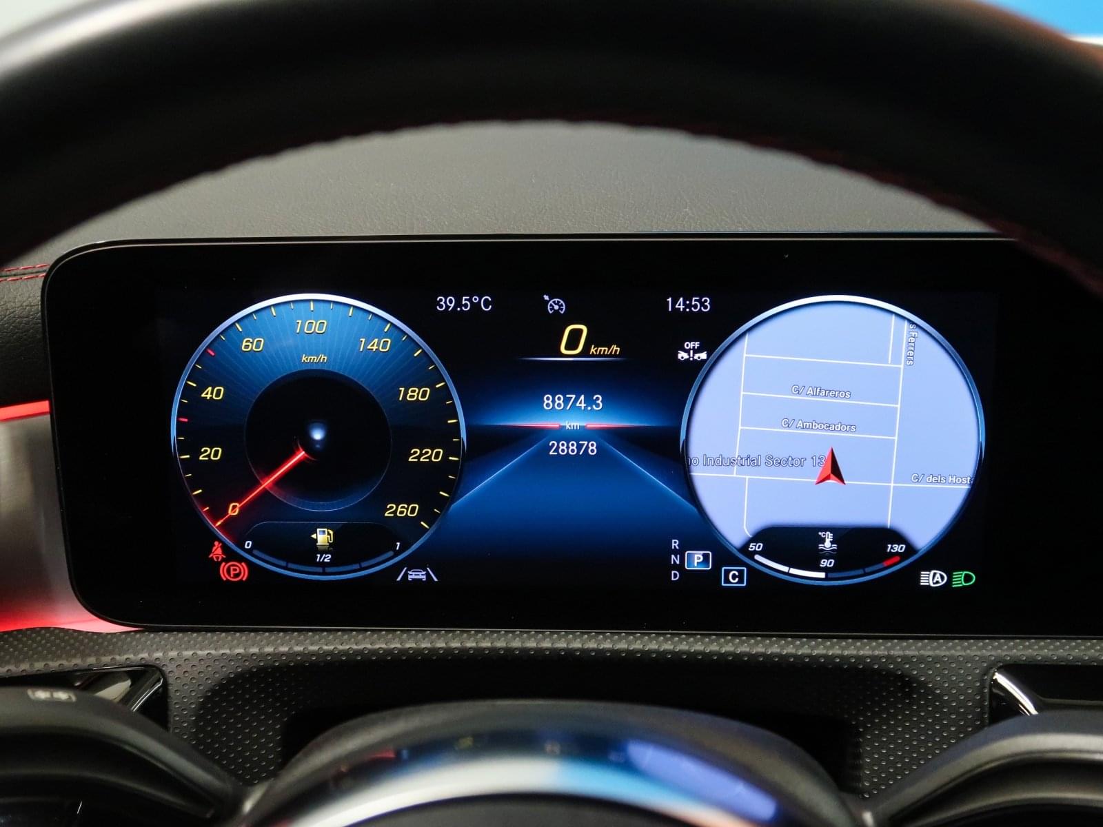 MERCEDES-BENZ CLA 180 AMG LINE 136CV 30 