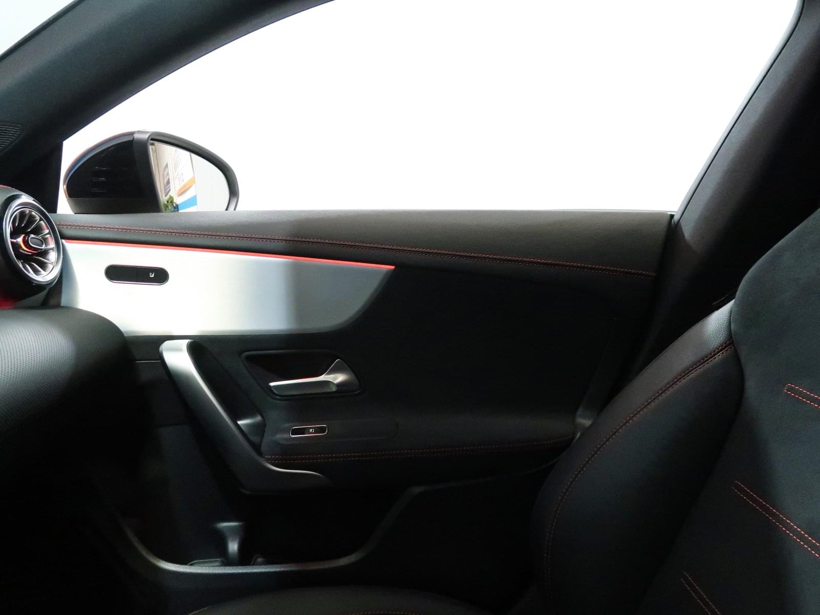 MERCEDES-BENZ CLA 180 AMG LINE 136CV 33 