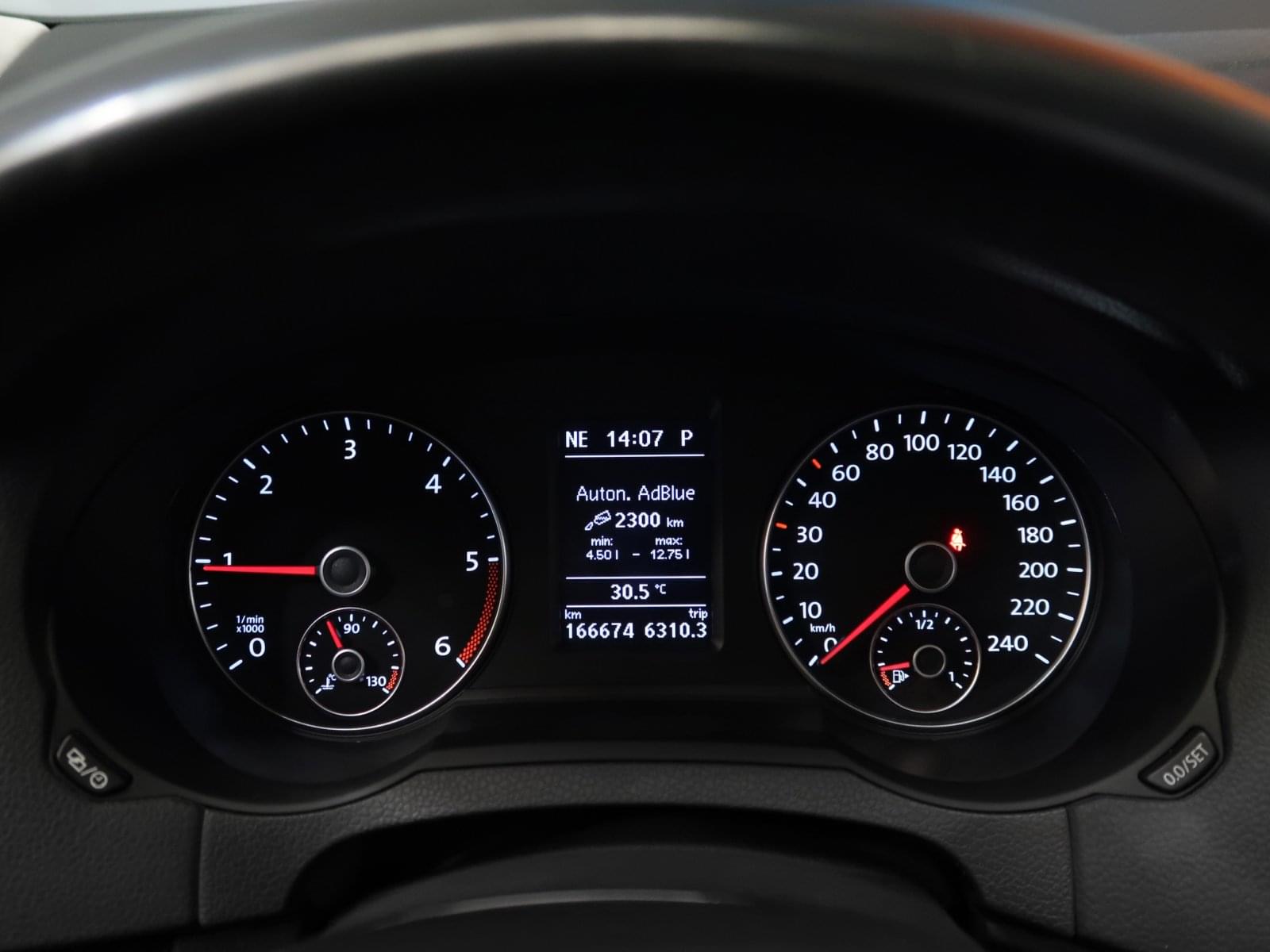 VOLKSWAGEN SHARAN 2.0 TDI SPORT 184CV DSG 37 