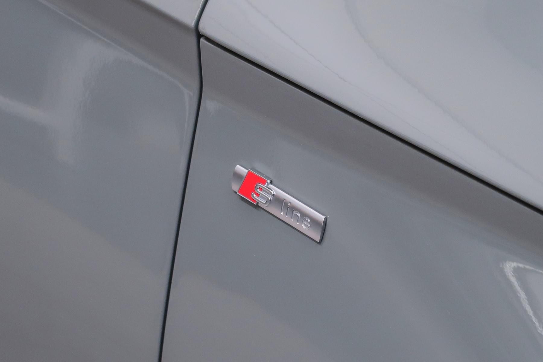 AUDI Q5 SPORTBACK BLACK LINE QUATTROULTRA S TRONIC 50TFSIE 10 