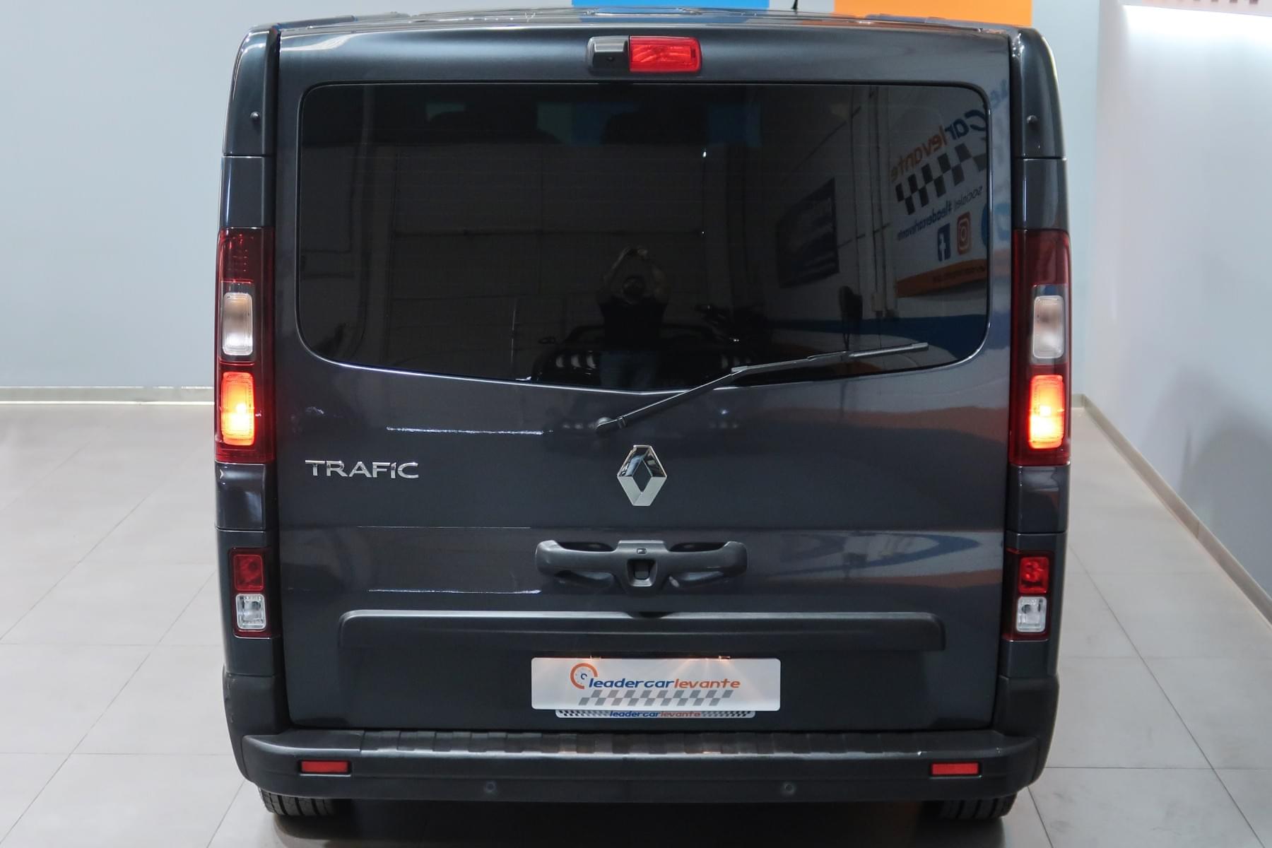 RENAULT TRAFIC COMBI 2.0 9 LARGO ENERGY BLUE 150CV 12 