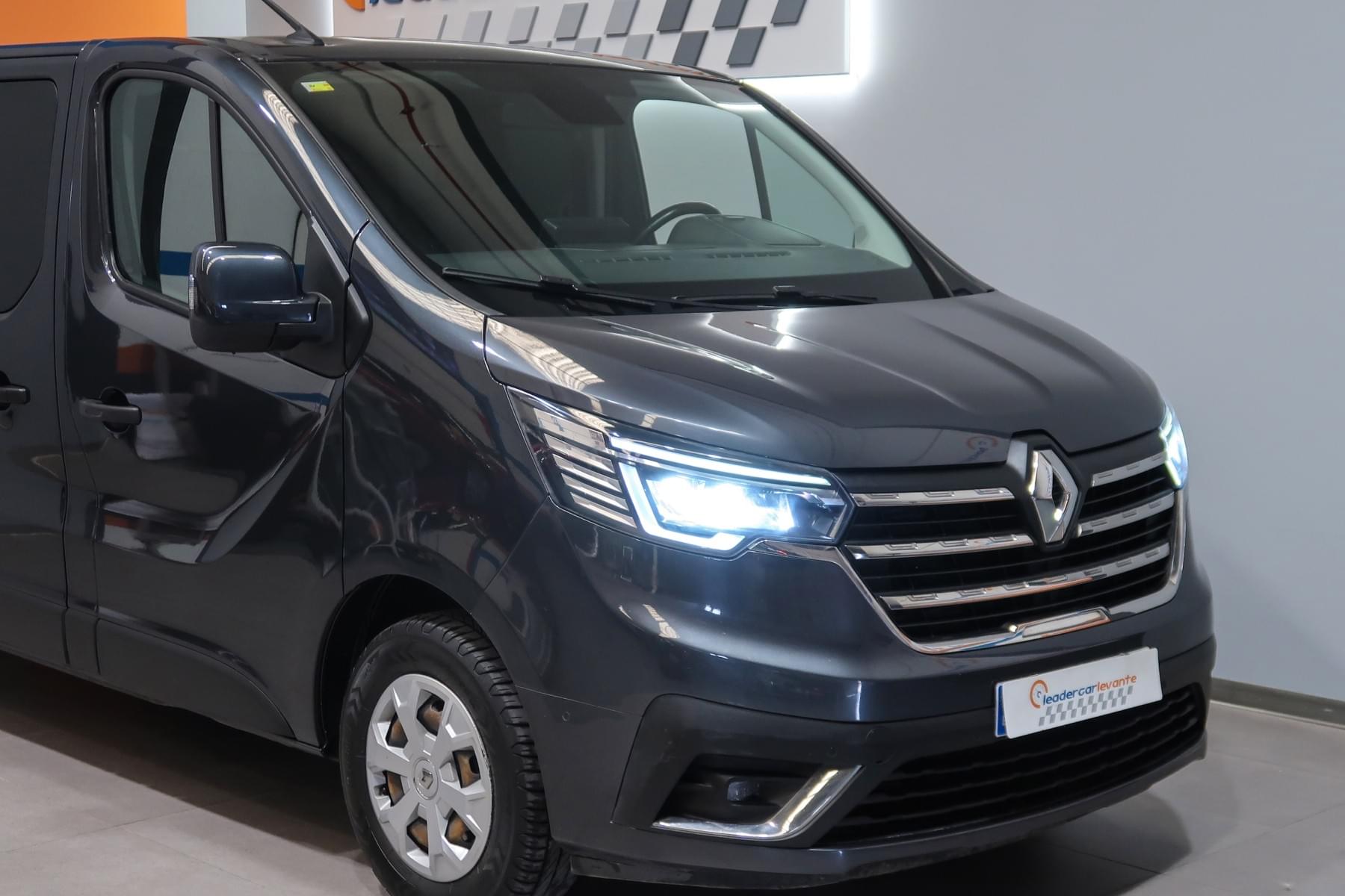 RENAULT TRAFIC COMBI 2.0 9 LARGO ENERGY BLUE 150CV 8 