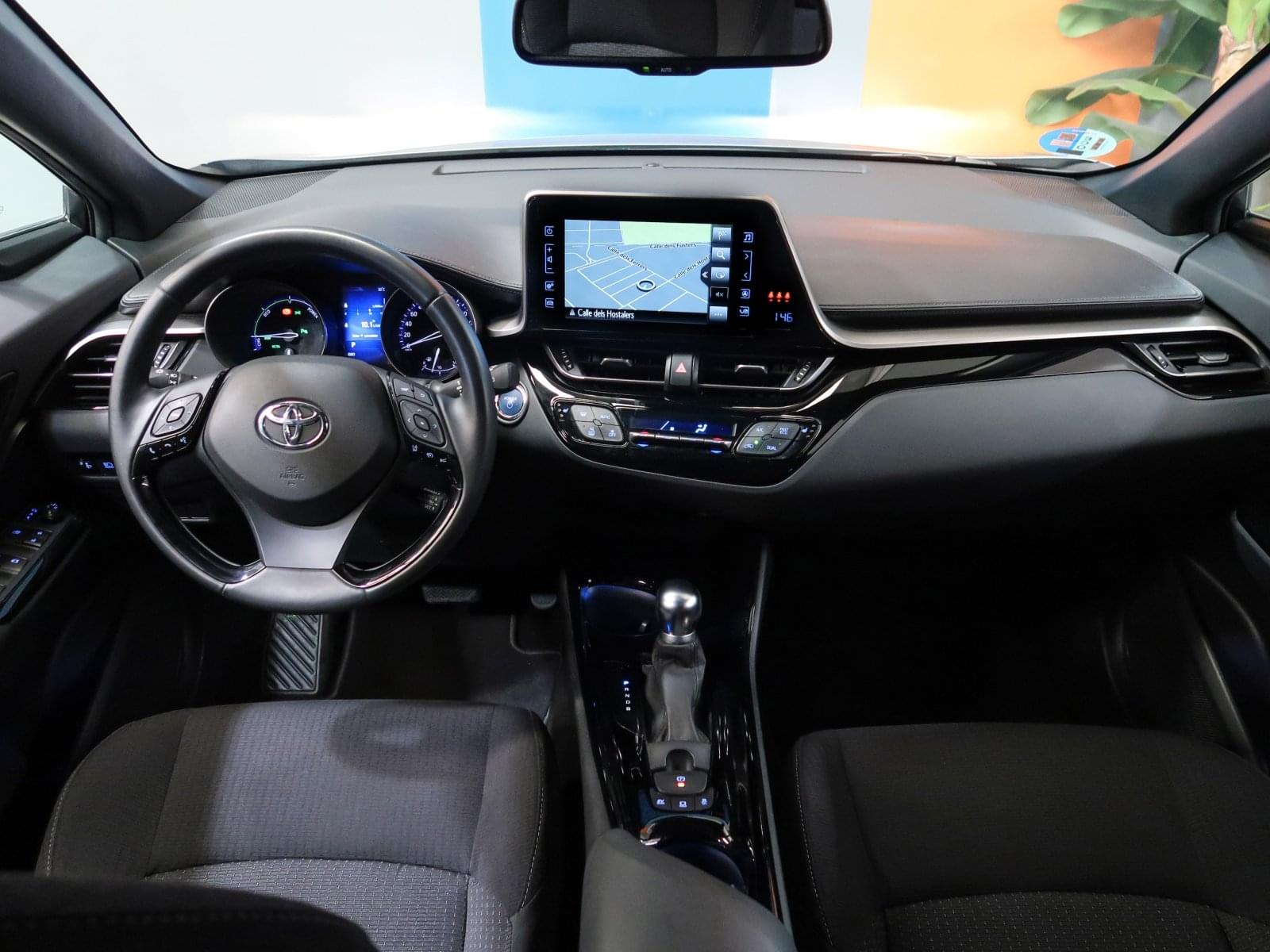 TOYOTA CHR 1.8 125H ADVANCE 16 