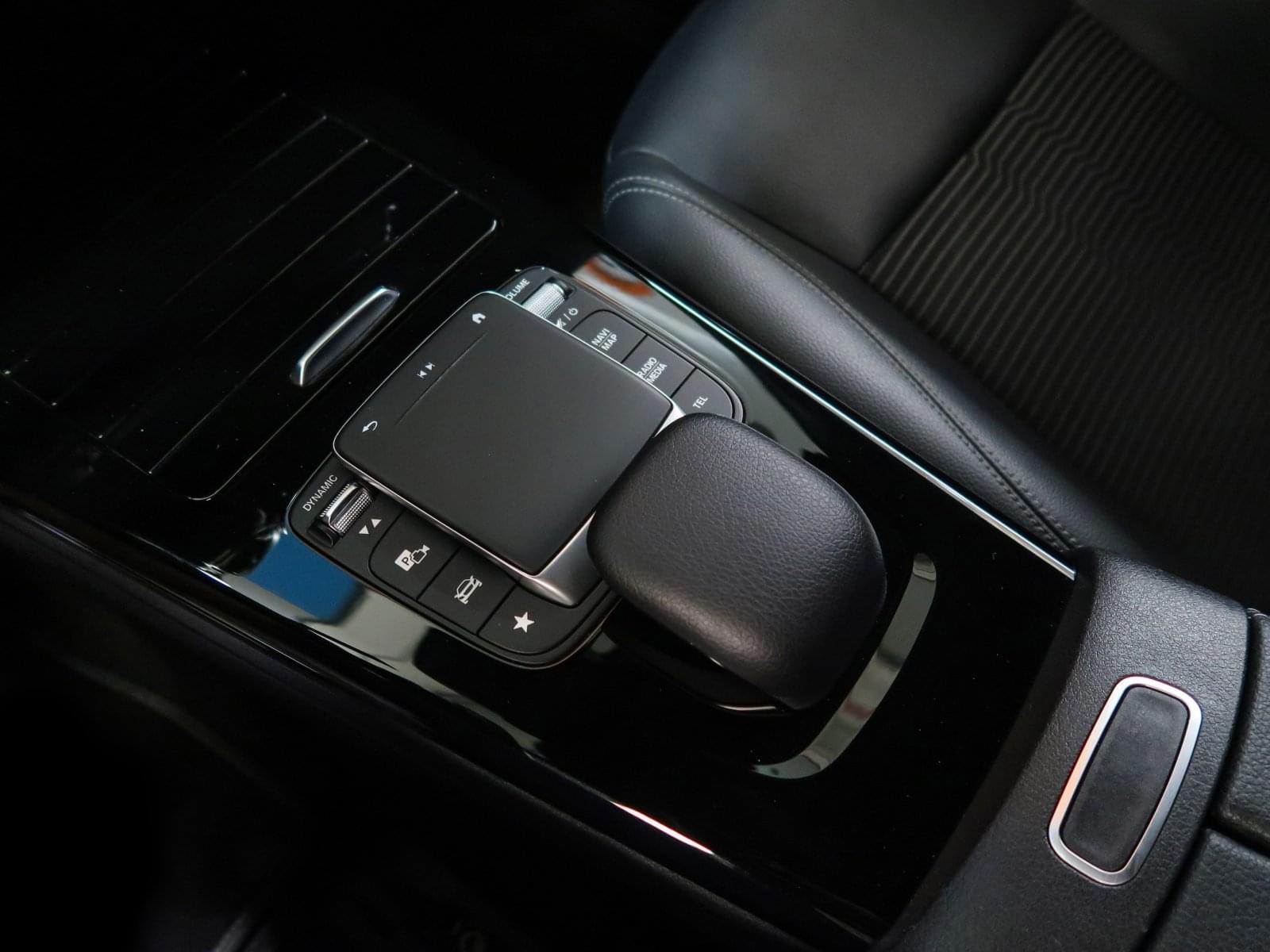 MERCEDES-BENZ CLA 200D DCT 150CV 37 