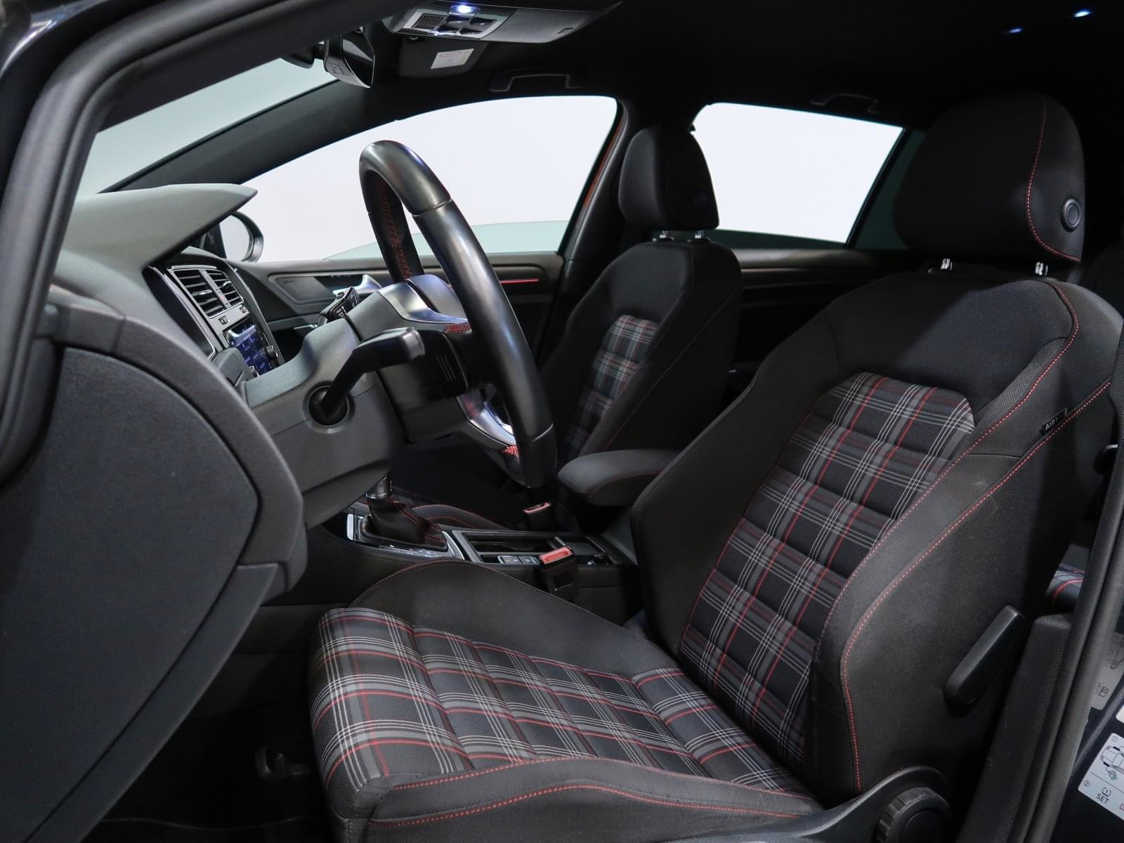 VOLKSWAGEN GOLF 2.0 TSI GTI 245CV PERFORMACE 17 