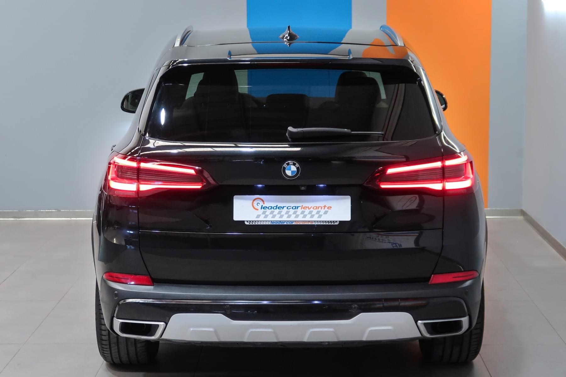 BMW X5 XDRIVE25D 231CV 12 