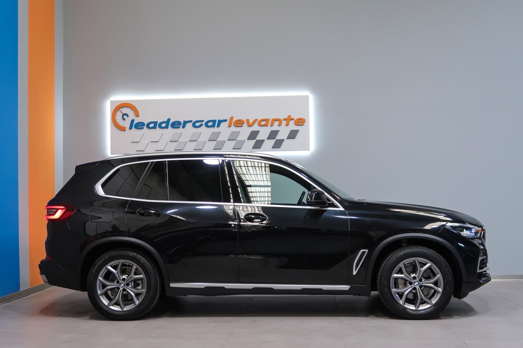 BMW X5 XDRIVE25D 231CV 4 