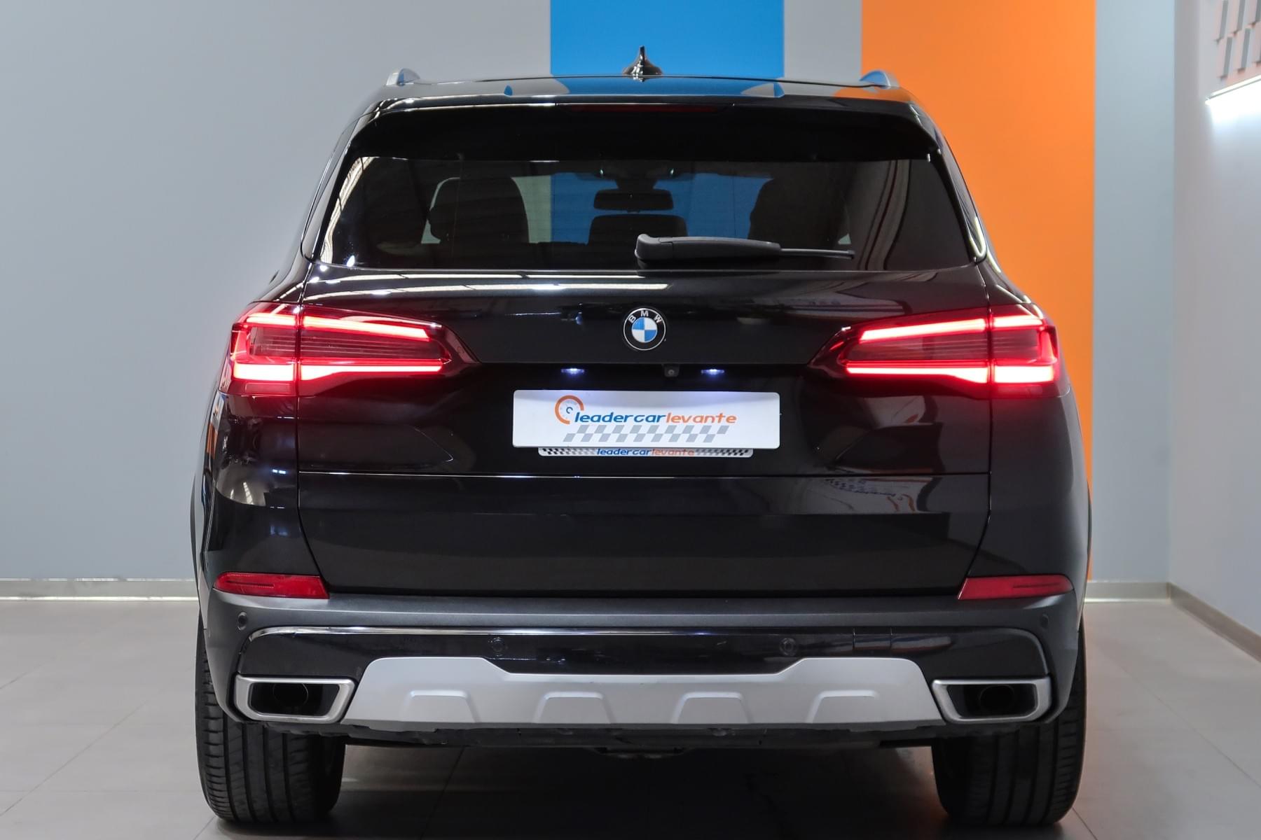 BMW X5 XDRIVE25D 231CV 10 