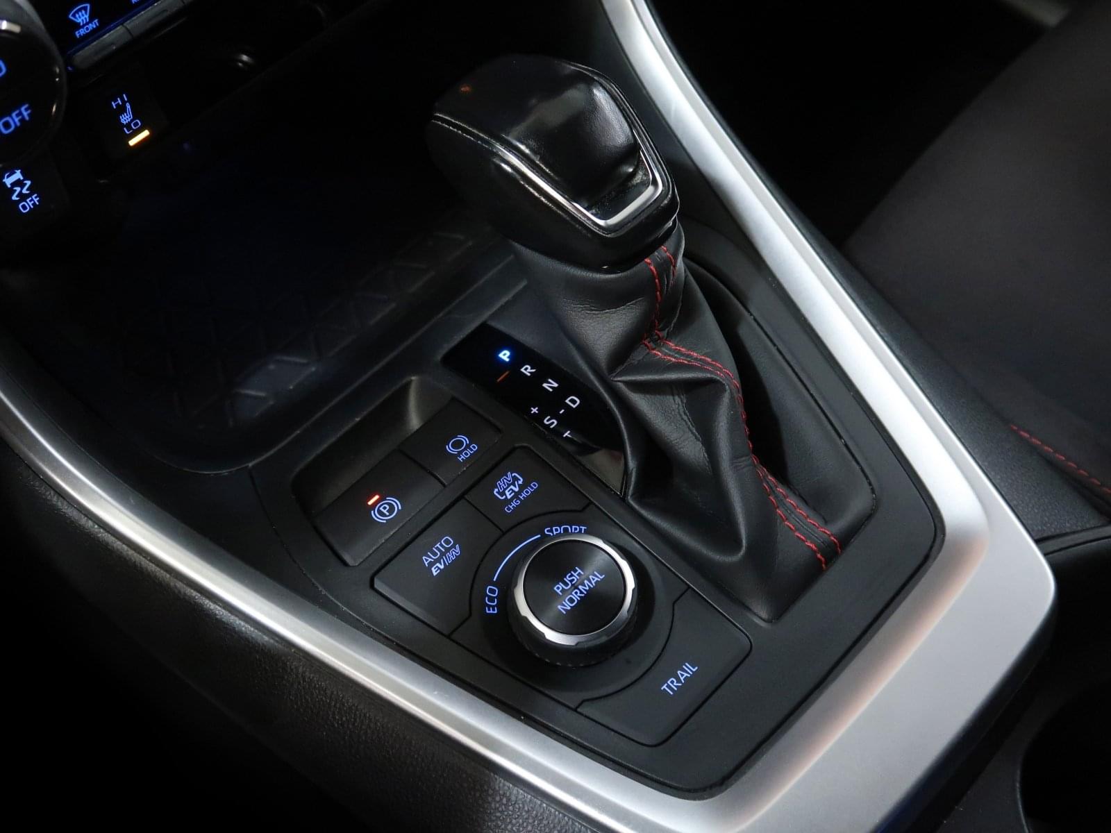 TOYOTA RAV4 2.5L PLUG-IN 306CV E-CVT HYBRID ADVANCE 31 