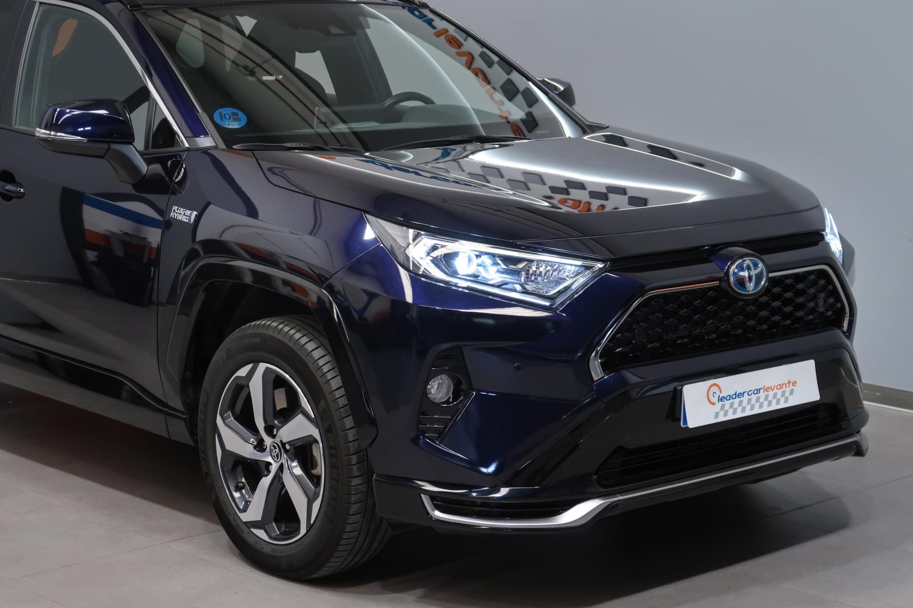 TOYOTA RAV4 2.5L PLUG-IN 306CV E-CVT HYBRID ADVANCE 7 