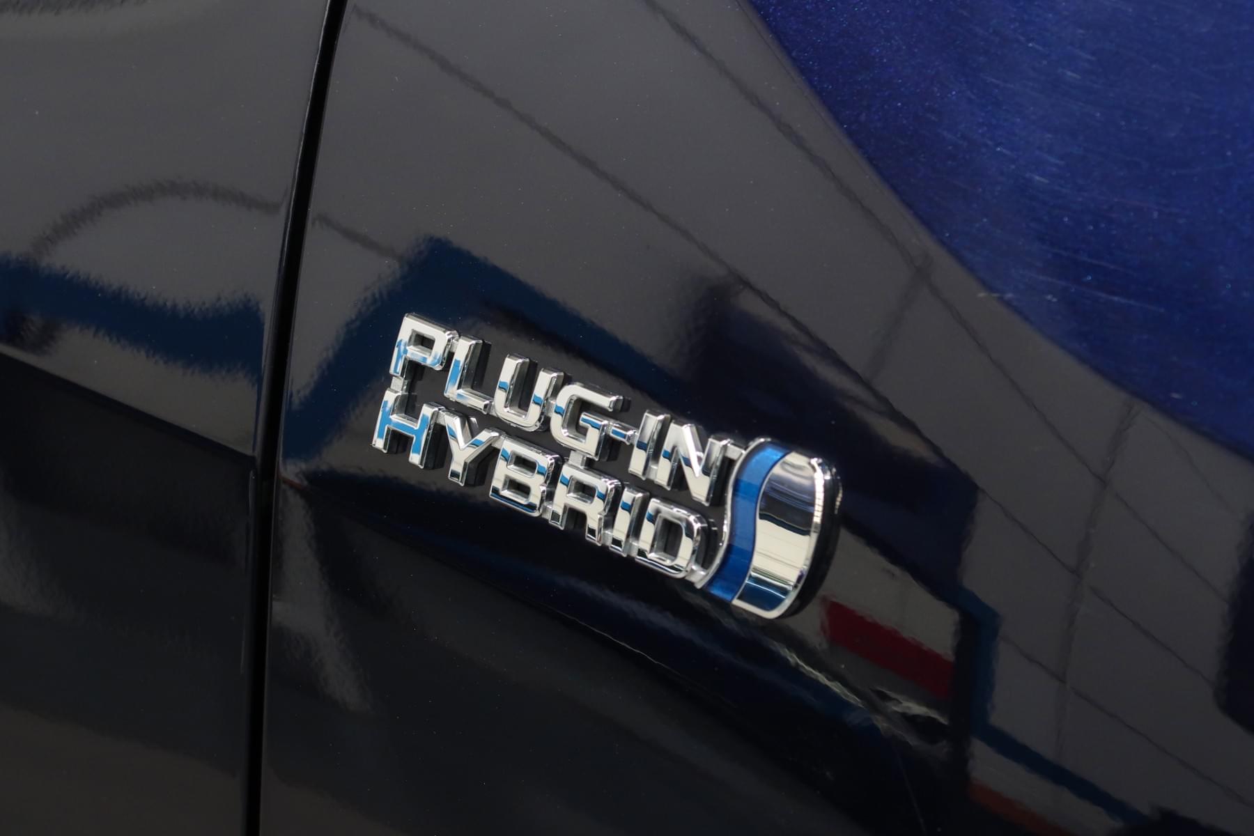 TOYOTA RAV4 2.5L PLUG-IN 306CV E-CVT HYBRID ADVANCE 9 