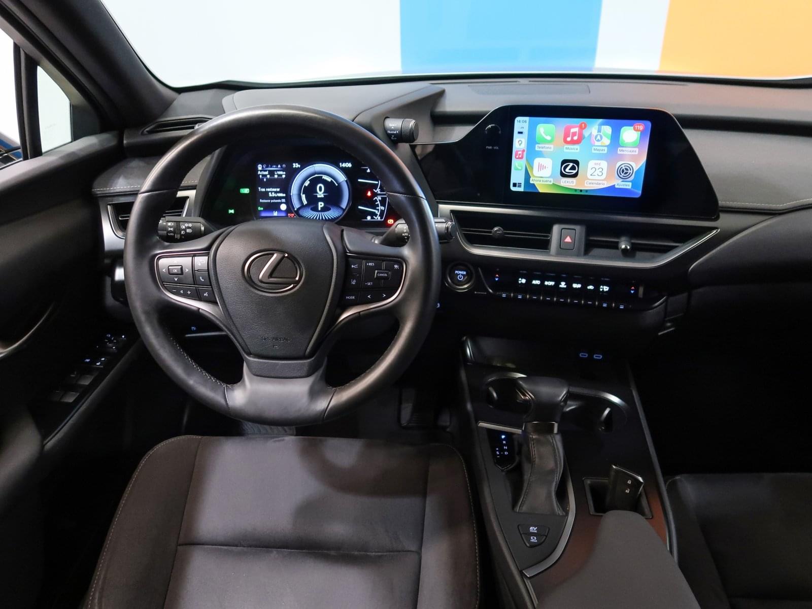 LEXUS UX 250H 26 