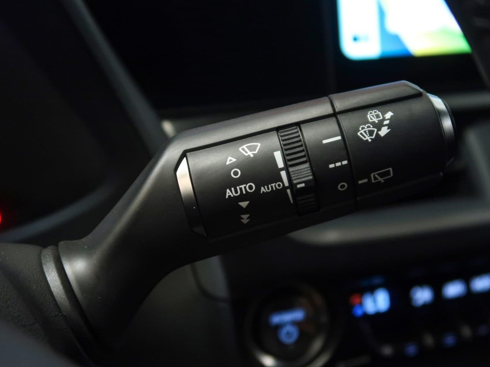 LEXUS UX 250H 29 