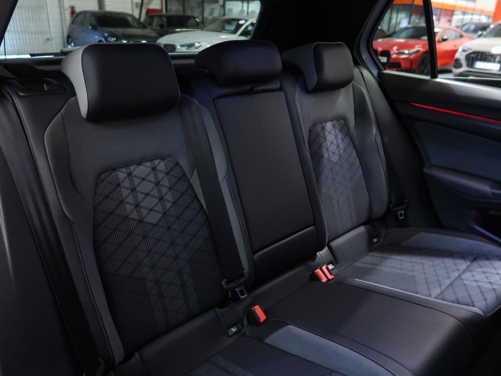 VOLKSWAGEN GOLF R-LINE 2.0 TDI 150CV DSG 23 