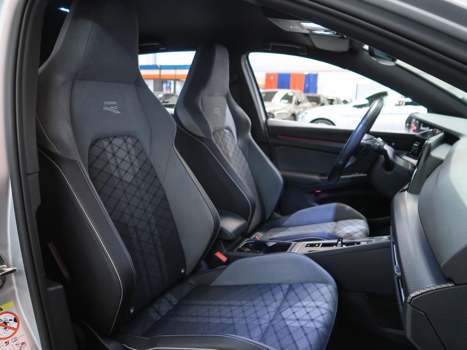 VOLKSWAGEN GOLF R-LINE 2.0 TDI 150CV DSG 25 