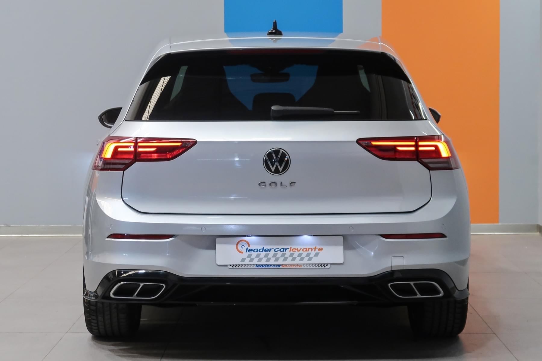 VOLKSWAGEN GOLF R-LINE 2.0 TDI 150CV DSG 12 