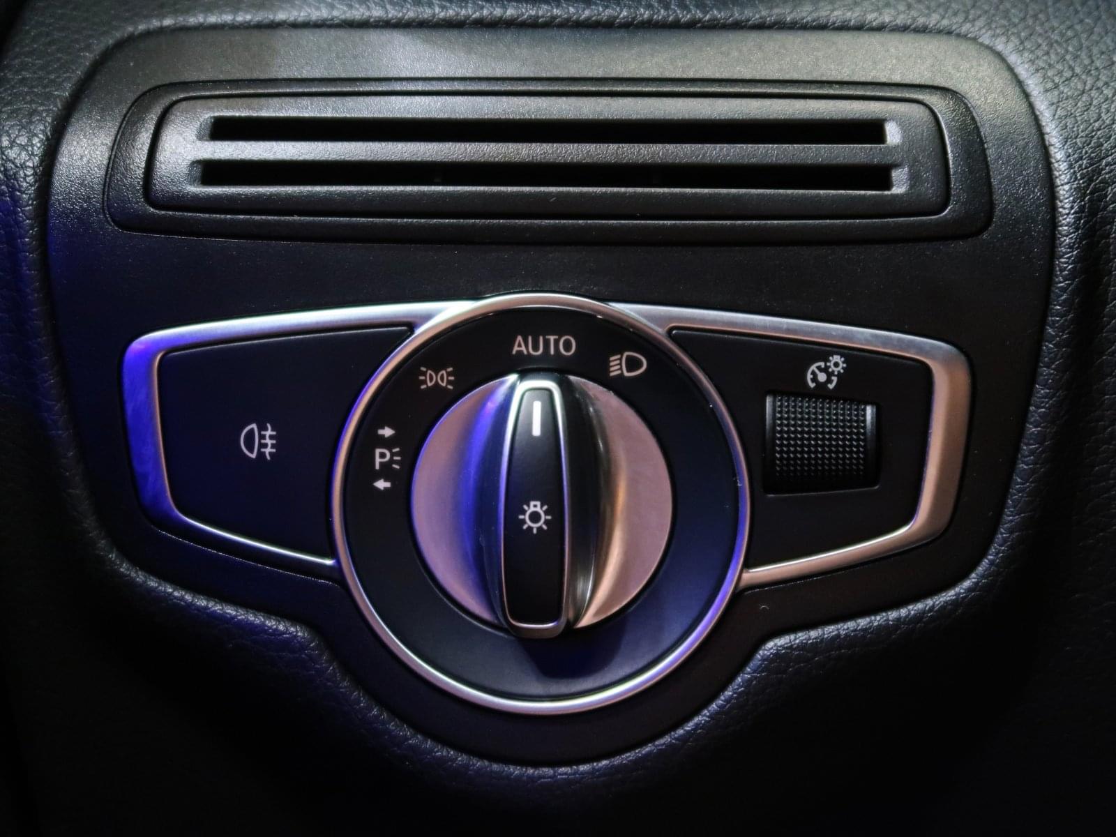 MERCEDES-BENZ CLASE GLC GLC300 4MATIC 32 