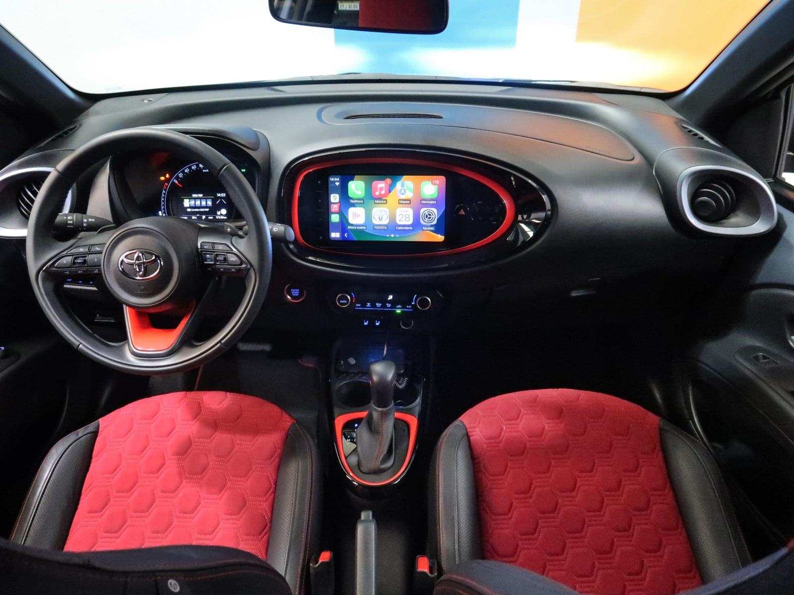 TOYOTA AYGO X CROSS 1.0 UNDERCOVER JUN TAKAHASHI VVTI 72 CV 19 