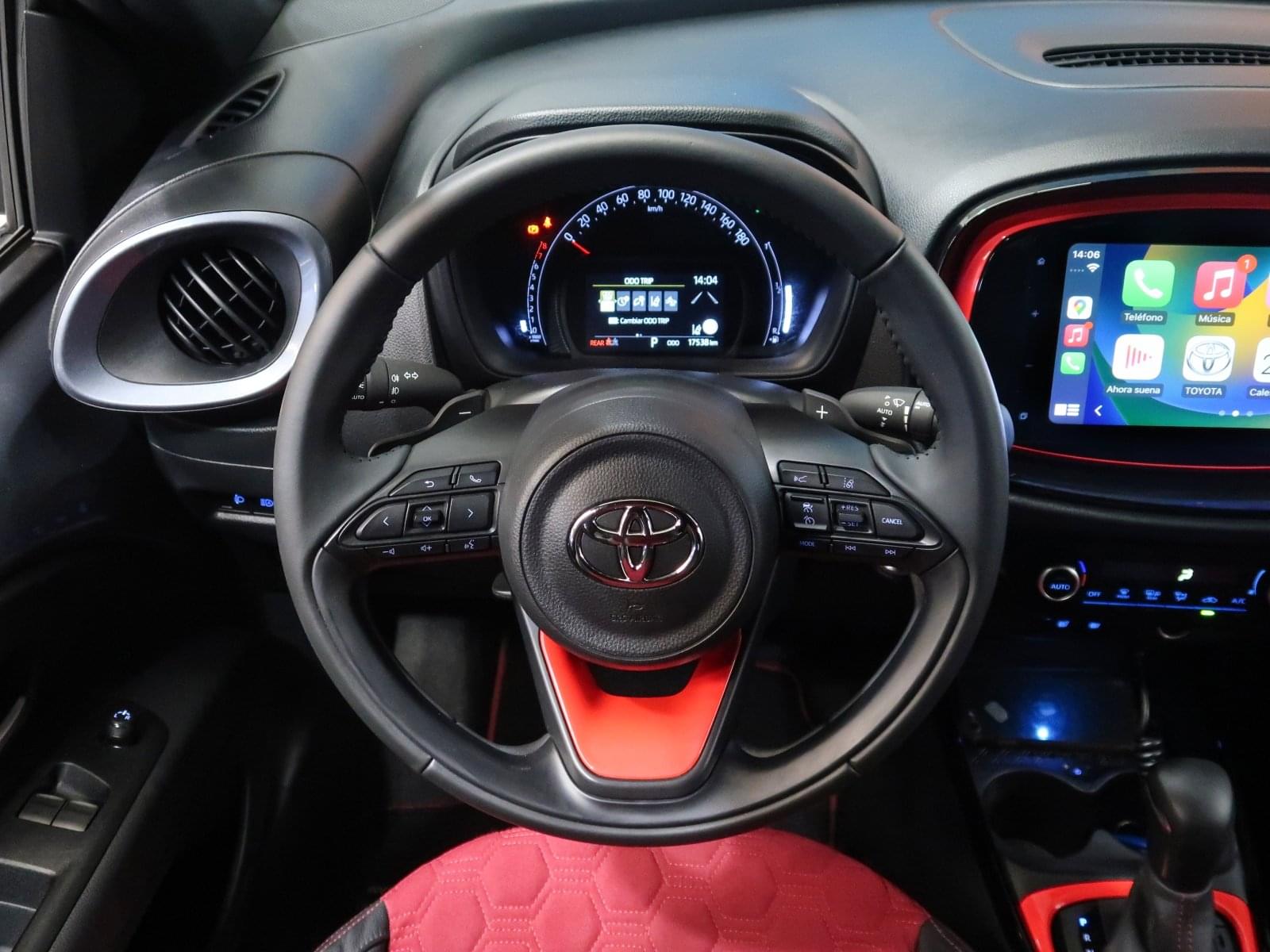 TOYOTA AYGO X CROSS 1.0 UNDERCOVER JUN TAKAHASHI VVTI 72 CV 33 