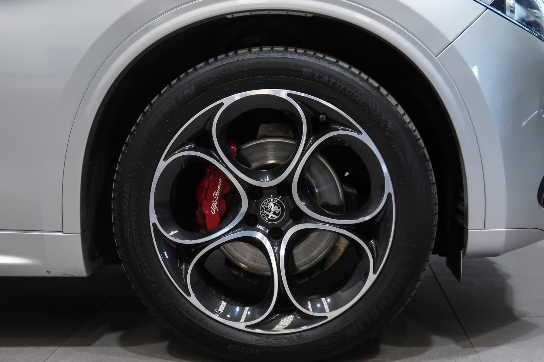 ALFA ROMEO STELVIO VELOCE Q4 280CV 10 