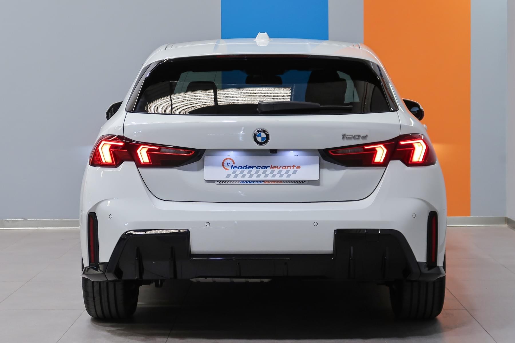 BMW SERIE 1 120 D 163CV HIBRIDO 13 