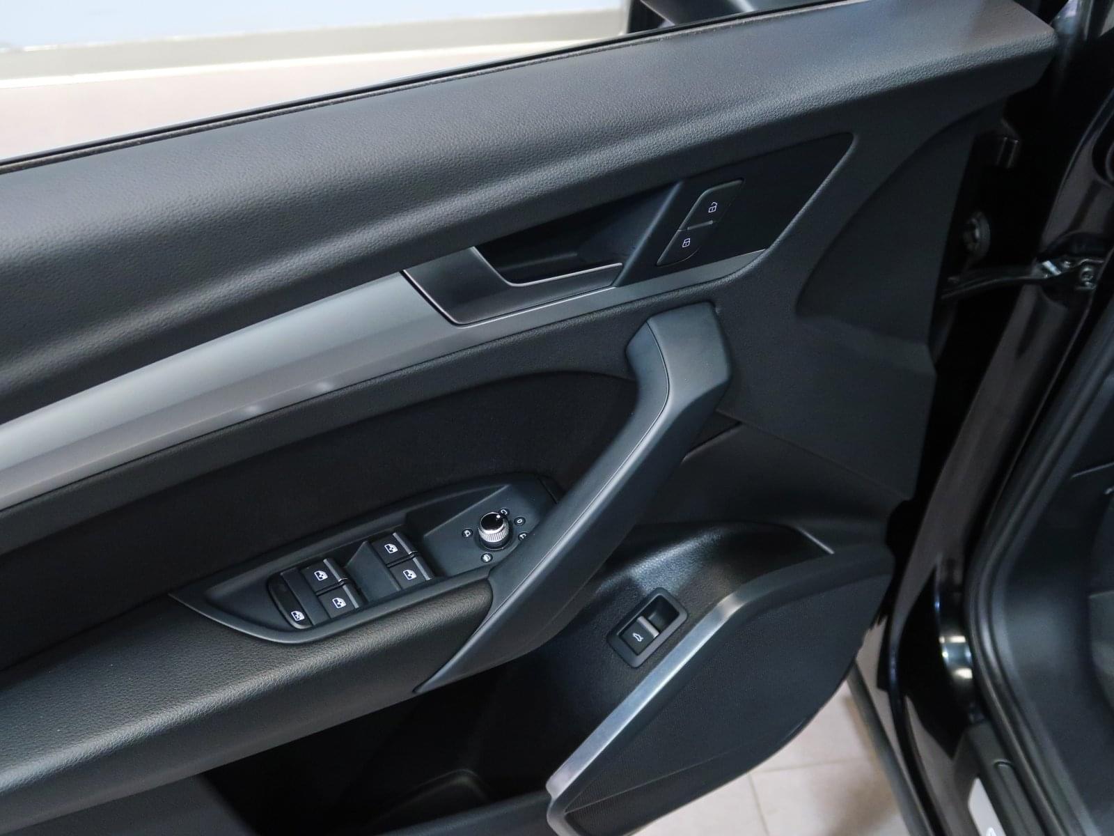 AUDI Q5 SPORTBACK S LINE 35 TDI 163CV  S TRONIC 34